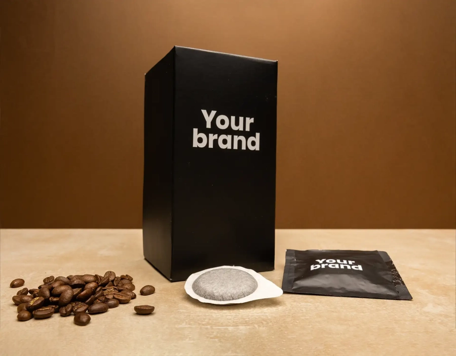 Groupage di cialda di caffè con confezione e scatola personalizzabile e chicchi di caffè